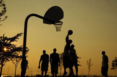 Read more about the article Is Spring/Summer Basketball Important?